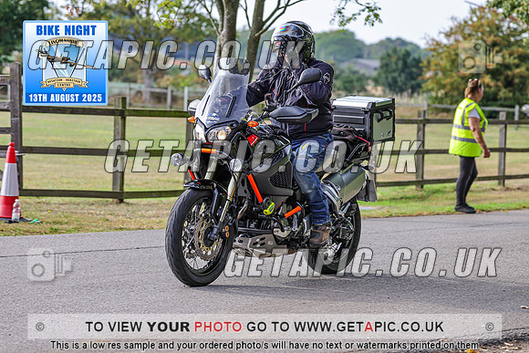 PR2508-08120_LOGO_ON_PHOTO