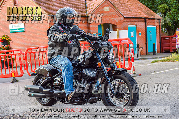 A-TW2508-016_LOGO_ON_PHOTO