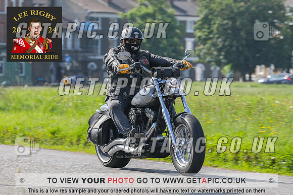 GP2405-3183-C_LOGO_ON_PHOTO