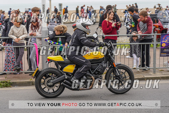 RS2205_13800