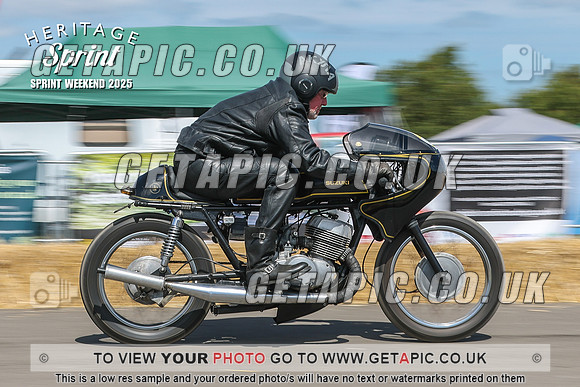 GP2508-3947-C_LOGO_ON_PHOTO
