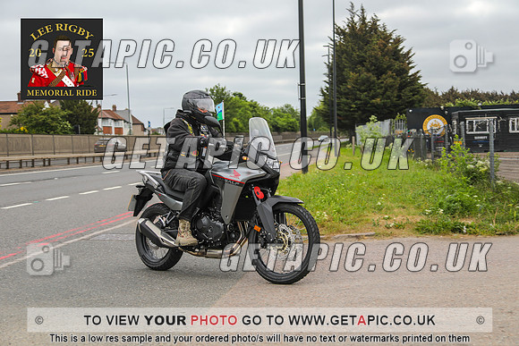 GP2505-043_LOGO_ON_PHOTO