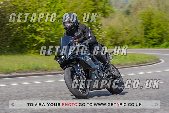 RS2204_12539