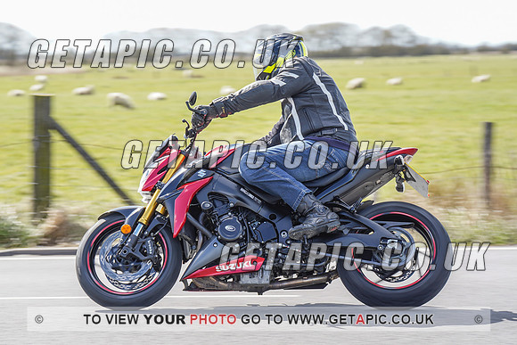 RS2204_1055