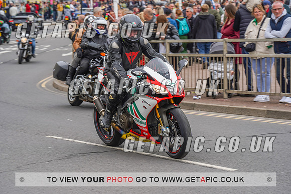 RS2205_13415