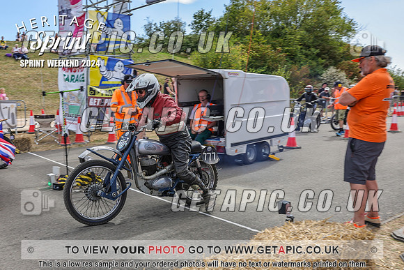 PR2408-01801-C_LOGO_ON_PHOTO