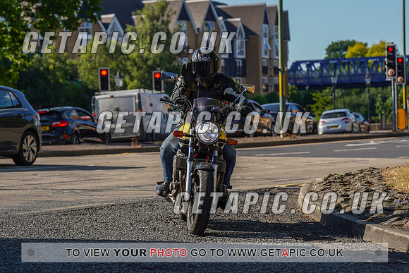 RS2207_3468