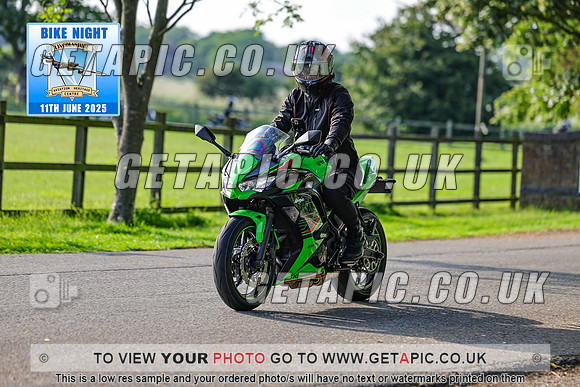 PR2506-06157_LOGO_ON_PHOTO