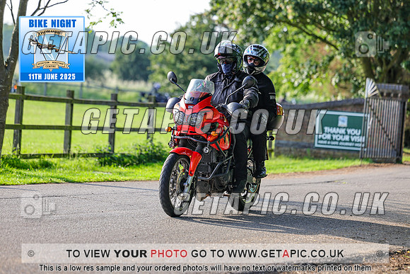 PR2506-06152_LOGO_ON_PHOTO
