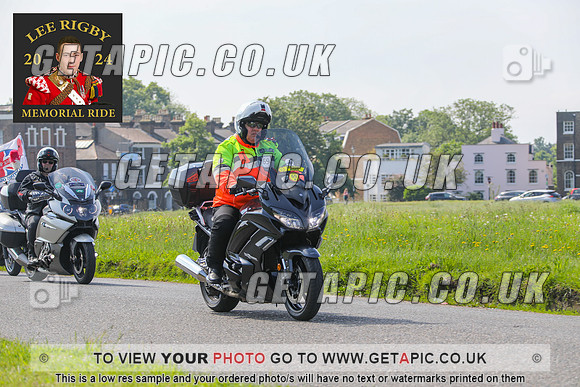 GP2405-3586_LOGO_ON_PHOTO