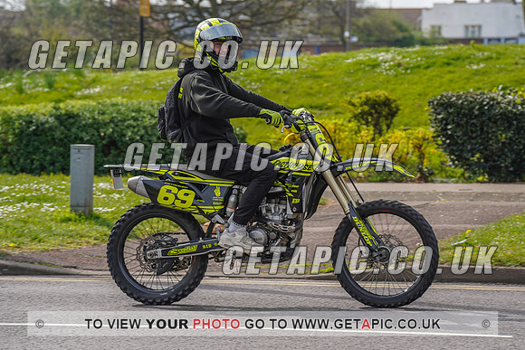 RS2204_3952