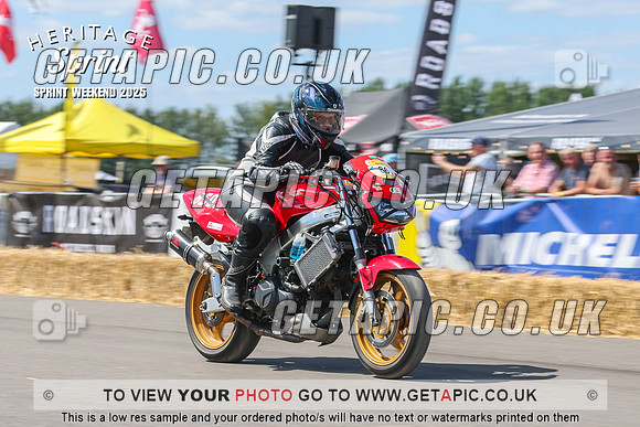 GP2508-5375_LOGO_ON_PHOTO