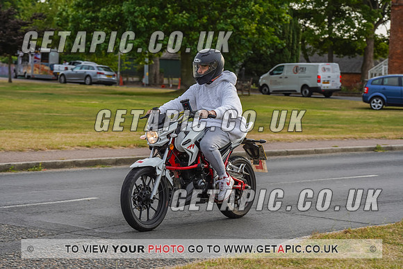 RS2207_8476