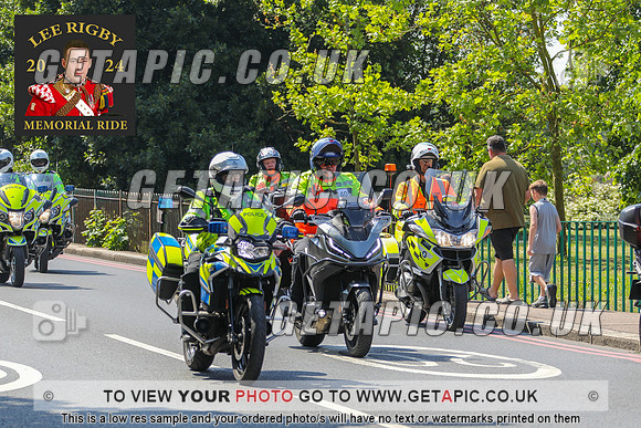 GP2405-5222_LOGO_ON_PHOTO