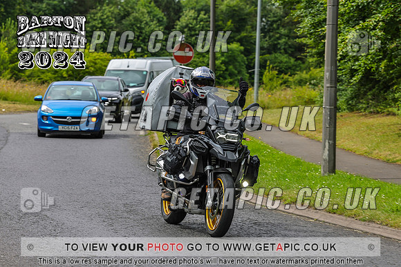 PR2407-060_LOGO_ON_PHOTO