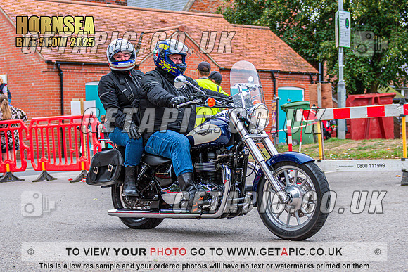 TW2508-1085_LOGO_ON_PHOTO