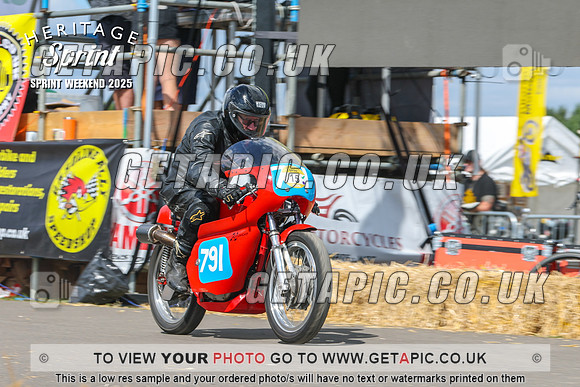 GP2508-3559_LOGO_ON_PHOTO