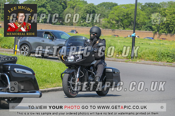 GP2405-4060_LOGO_ON_PHOTO