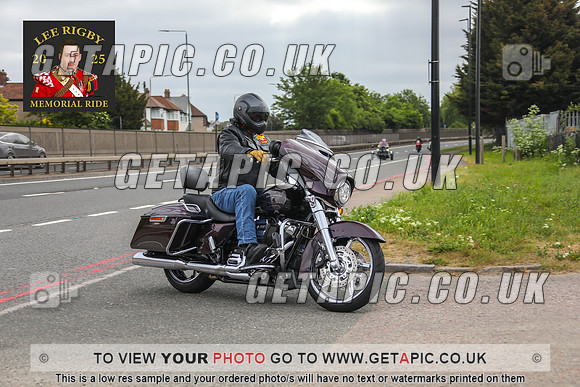GP2505-032_LOGO_ON_PHOTO