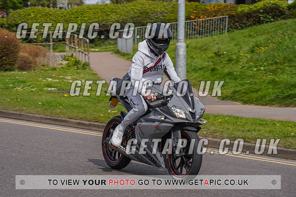 RS2204_6838