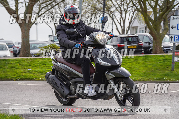 RS2204_10316