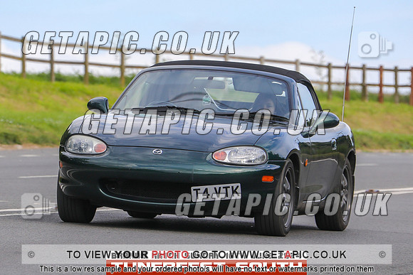 GP2406-13268-C_LOGO_ON_PHOTO