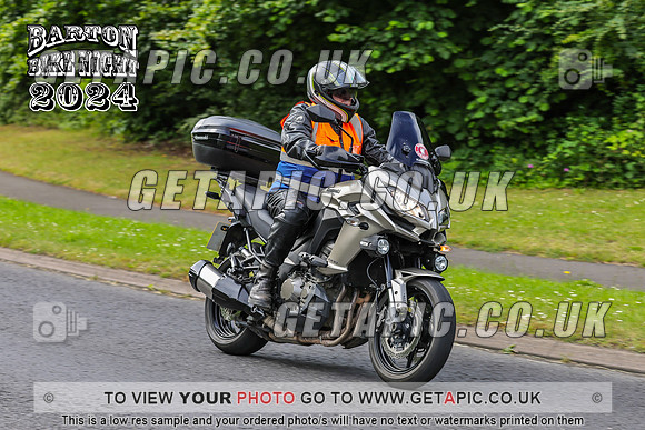 PR2407-1526_LOGO_ON_PHOTO