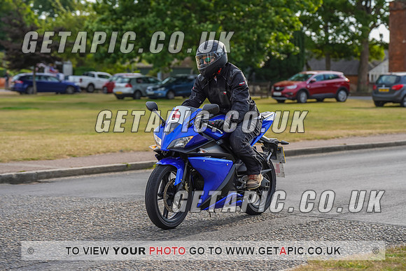 RS2207_6806