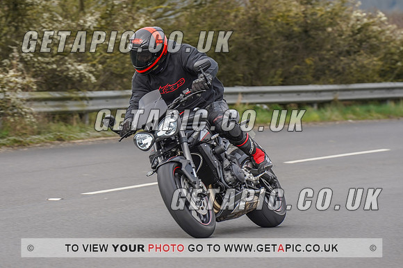 RS2203_6708