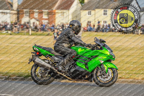 z01-RS2207_8685