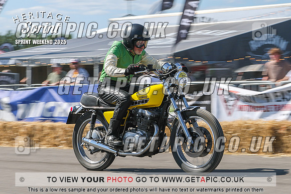 GP2508-6018-C_LOGO_ON_PHOTO