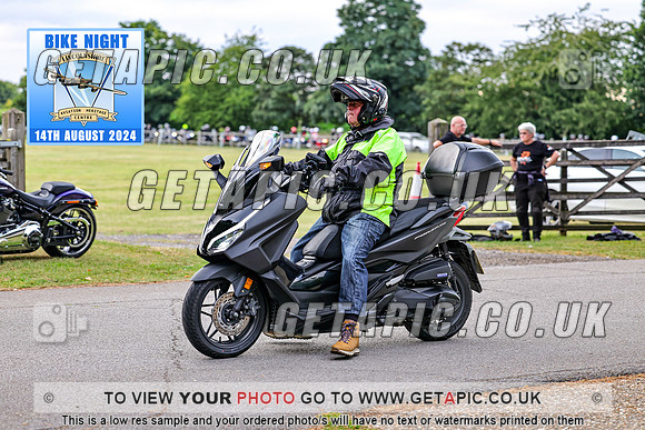 PR2408-13437_LOGO_ON_PHOTO