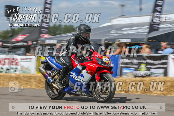 GP2508-4159_LOGO_ON_PHOTO