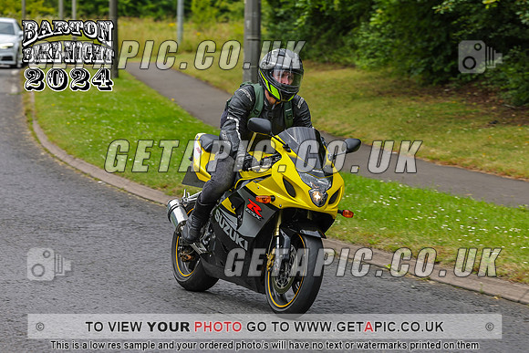 PR2407-070_LOGO_ON_PHOTO