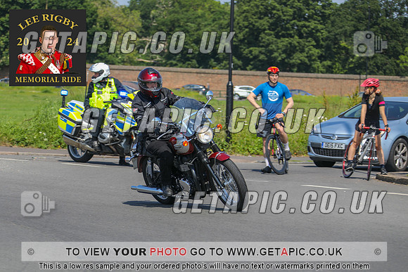GP2405-4568-C_LOGO_ON_PHOTO