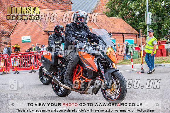 TW2508-1717_LOGO_ON_PHOTO