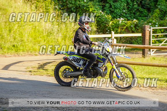 RS2207_2782