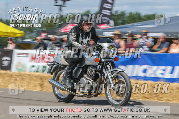 GP2508-3940-C_LOGO_ON_PHOTO