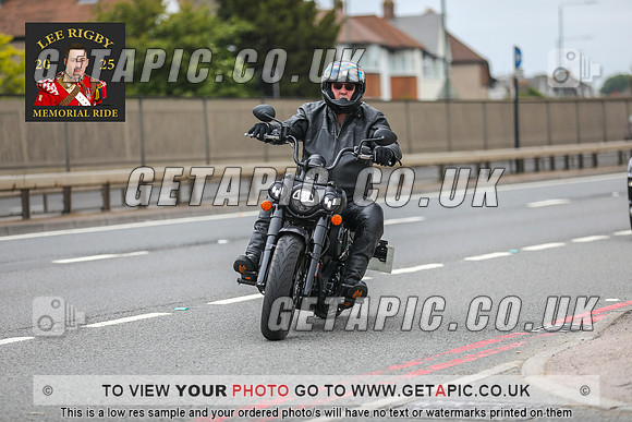 GP2505-020_LOGO_ON_PHOTO