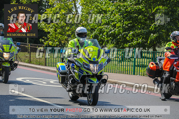GP2405-5235_LOGO_ON_PHOTO
