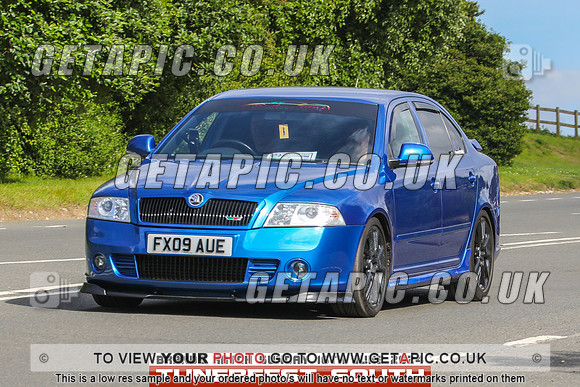 GP2406-12477-C_LOGO_ON_PHOTO