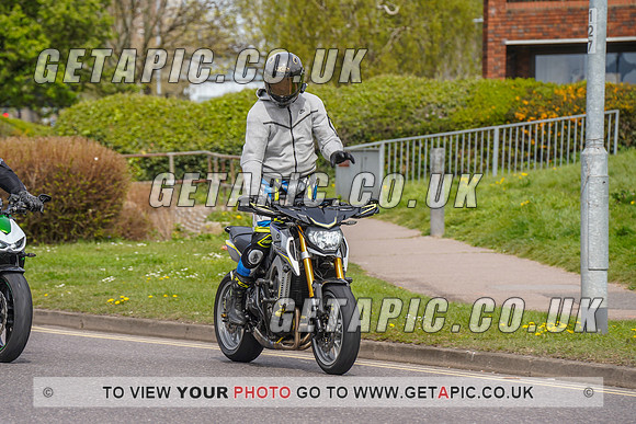 RS2204_7609