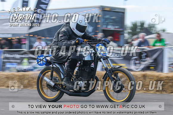 GP2508-6218-C_LOGO_ON_PHOTO