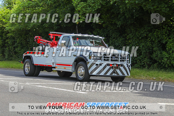 GP2406-3949_LOGO_ON_PHOTO