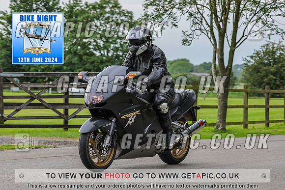 PR2406-06527-C_LOGO_ON_PHOTO