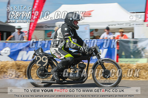 GP2508-4864-C_LOGO_ON_PHOTO