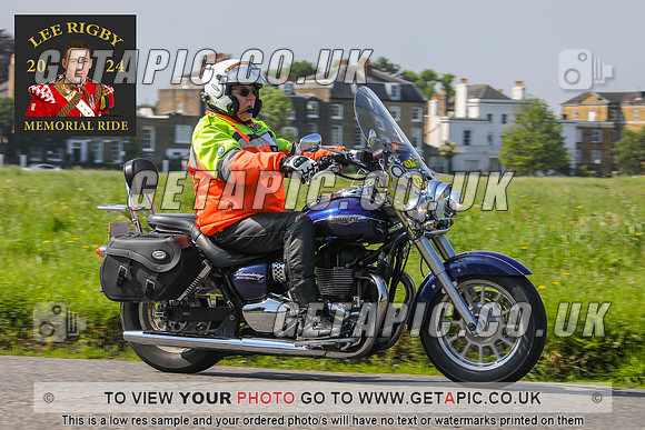 GP2405-3464-C_LOGO_ON_PHOTO