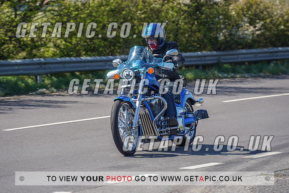 RS2204_2521