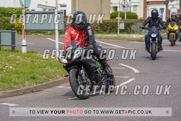 RS2204_5535