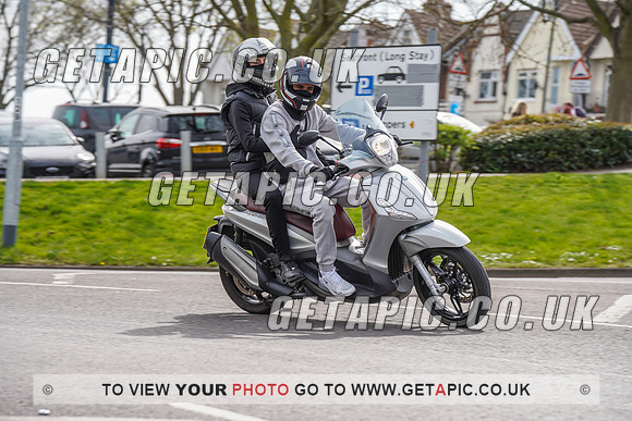 RS2204_10313